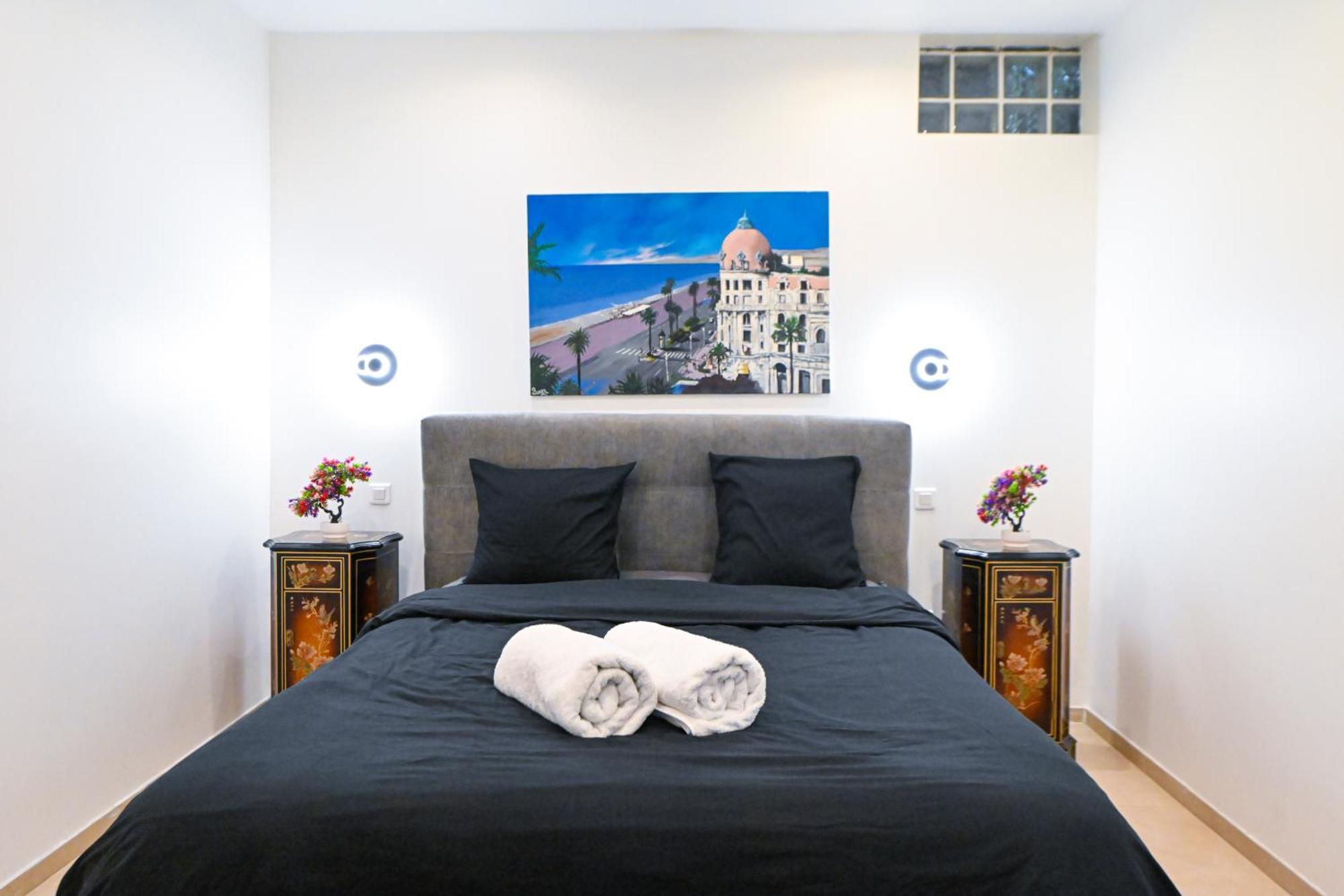 Grand Loft A Deux Pas De La Mer N1 نيس المظهر الخارجي الصورة